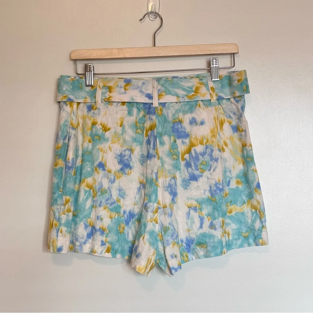 Christian Lacroix Women's Size M High Waist Watercolor Linen Blend Belted Shorts - Picture 4 of 6